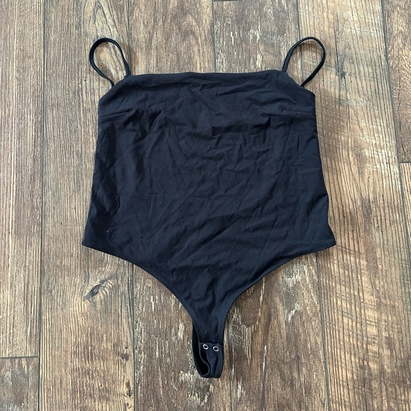 Dynamite Open Back Bodysuit - Picture 2 of 4